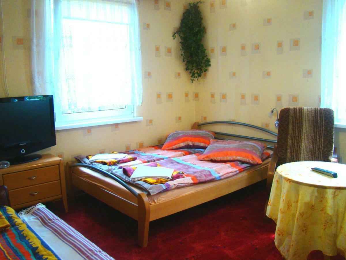 Osrodek Wypoczynkowy Oaza Hotel Kuznica Zbaska Екстериор снимка