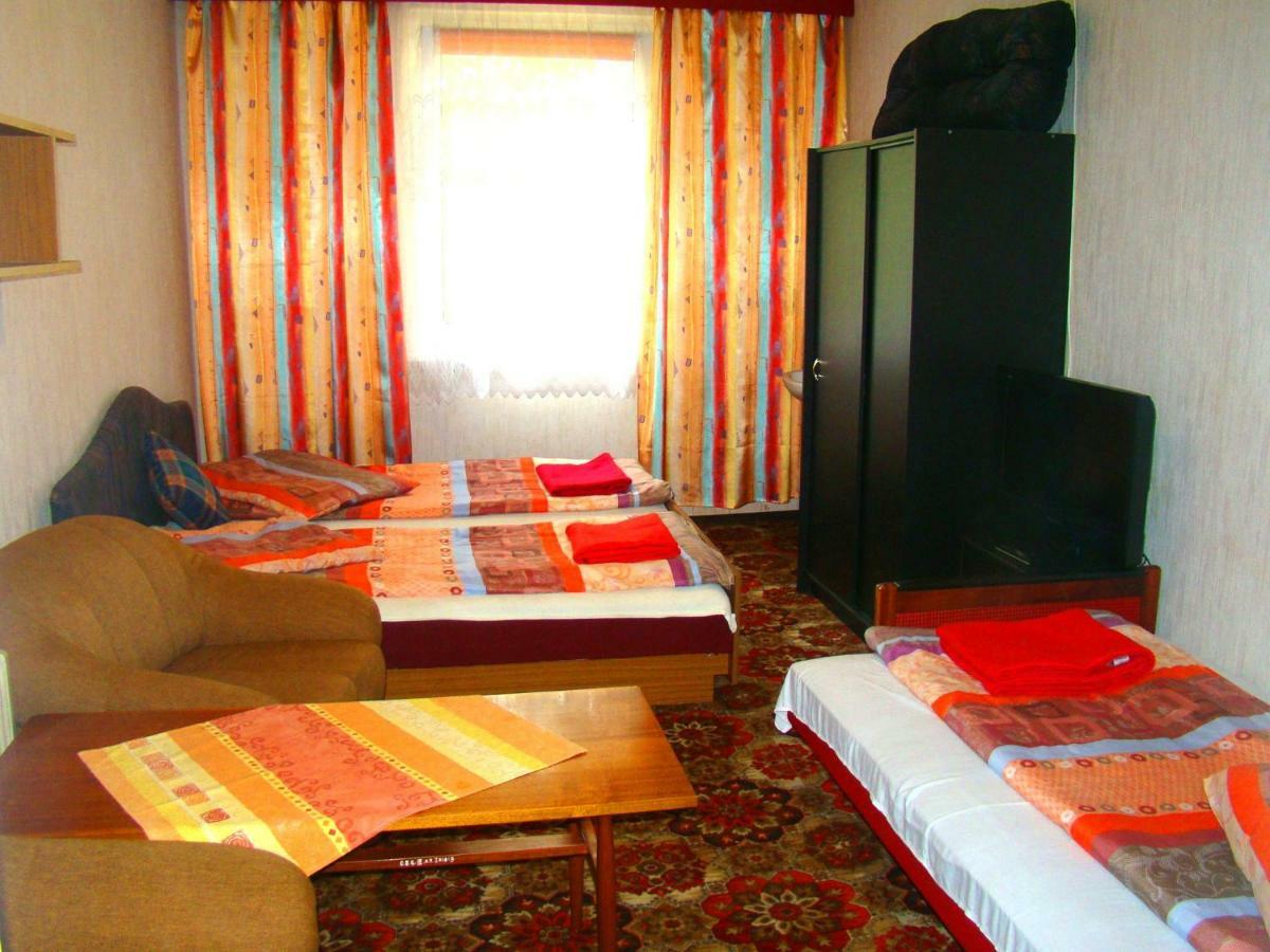 Osrodek Wypoczynkowy Oaza Hotel Kuznica Zbaska Екстериор снимка