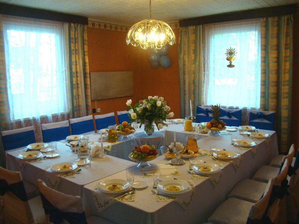 Osrodek Wypoczynkowy Oaza Hotel Kuznica Zbaska Екстериор снимка